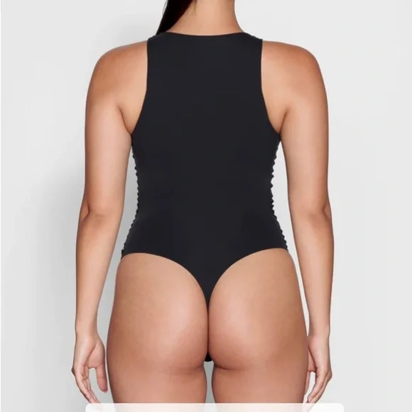 NWT SKIMS Fits Everybody High Neck Bodysuit - Onyx - Picture 4 of 4